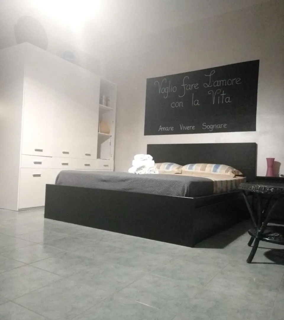 Studio Garden Taormina Center Special Place For Digital Nomad More Stay Less Pay Contact Us 0 0 3 9 3 4 9 1 0 2 6 1 6 1 0*,