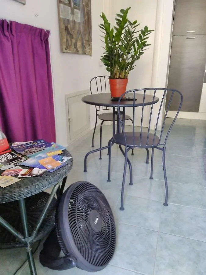Studio Garden Taormina Center Special Place For Digital Nomad More Stay Less Pay Contact Us 0 0 3 9 3 4 9 1 0 2 6 1 6 1