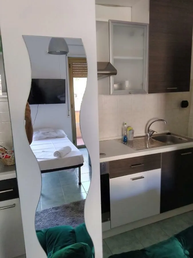 Studio Garden Taormina Center Special Place For Digital Nomad More Stay Less Pay Contact Us 0 0 3 9 3 4 9 1 0 2 6 1 6 1 아파트